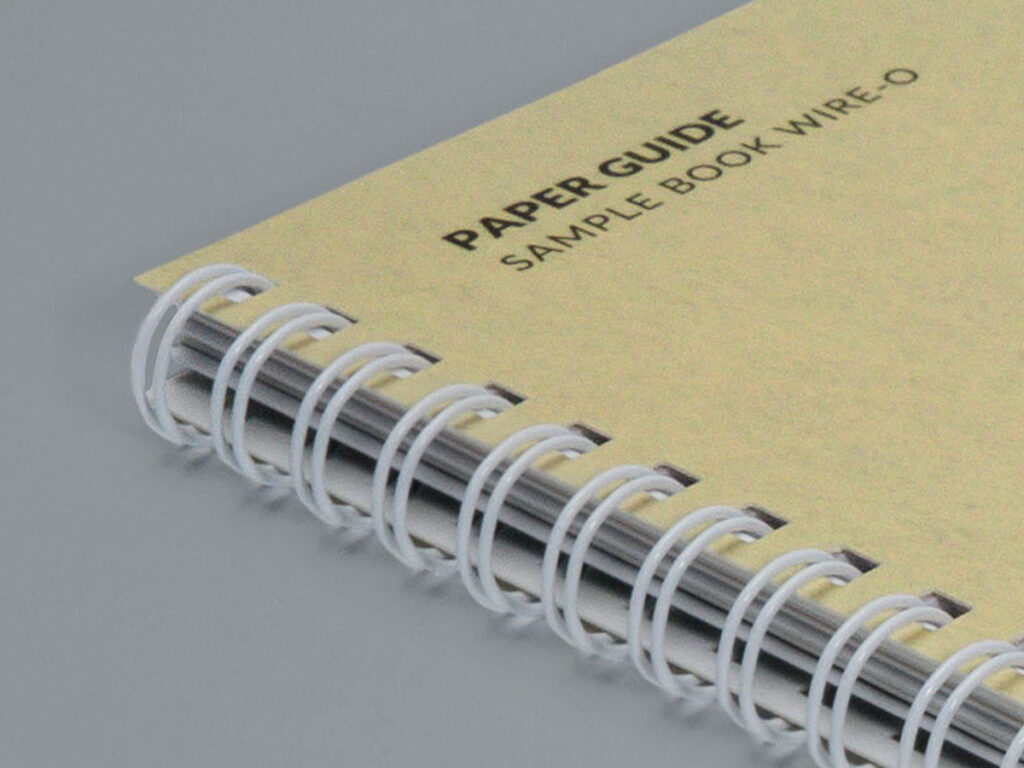 Sample Book Wire-O. Paper Guide, czyli wzornik papieru Books Factory.