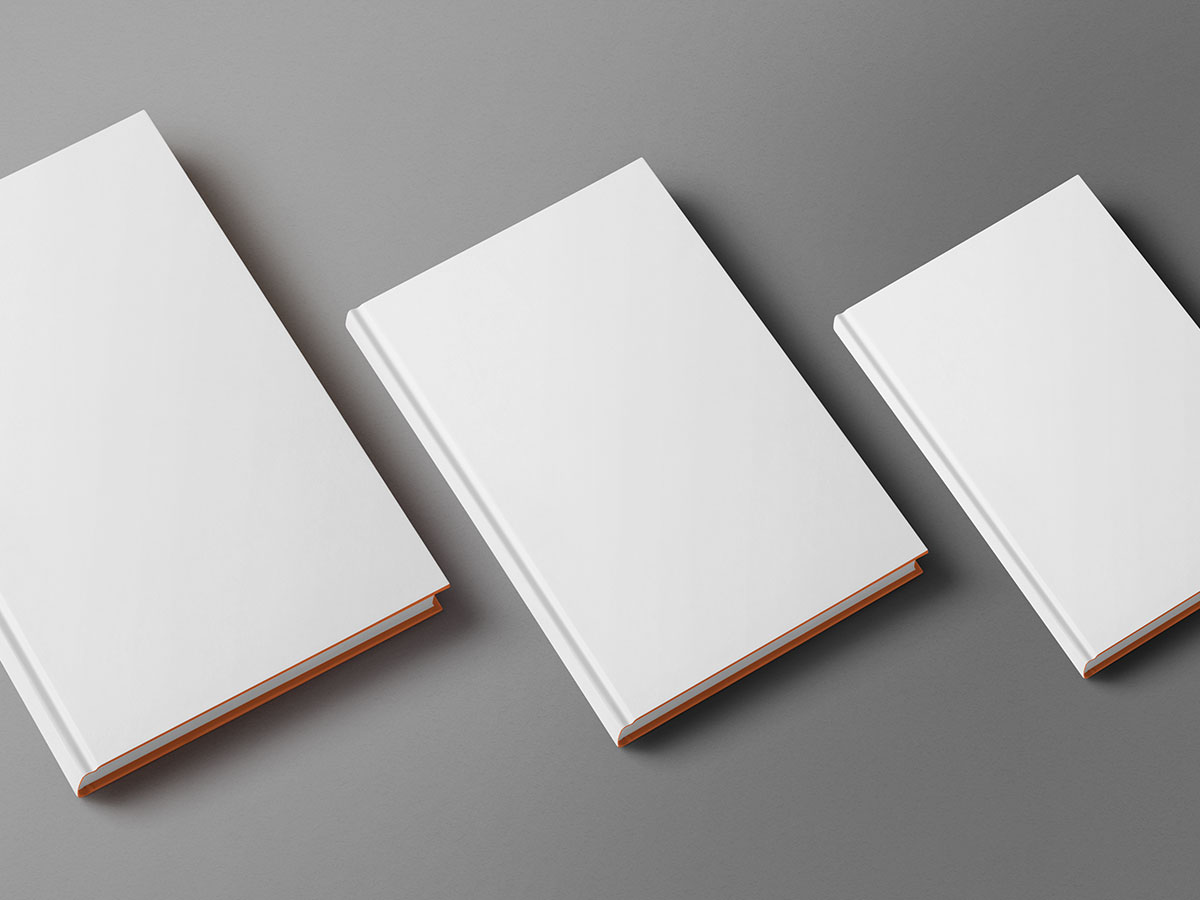 Drei Bücher, die die Vielfalt des Formats zeigen.